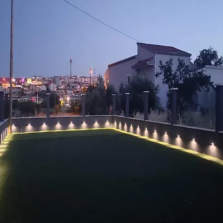 Διαμέρισμα Andrea *