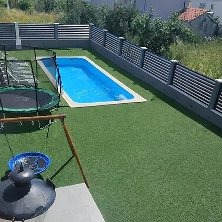 Andrea Apartamento Solin